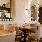 Nocleg ze śniadaniem Euro 4*
